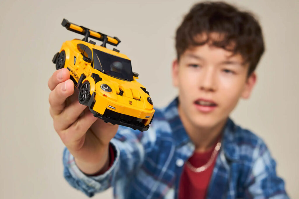 LEGO Speed Champions Porsche 911 GT3 RS Super Car (77239)