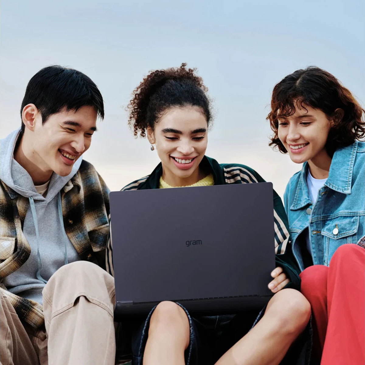 LG gram Pro 16Z90TR and 17Z90TR Laptops