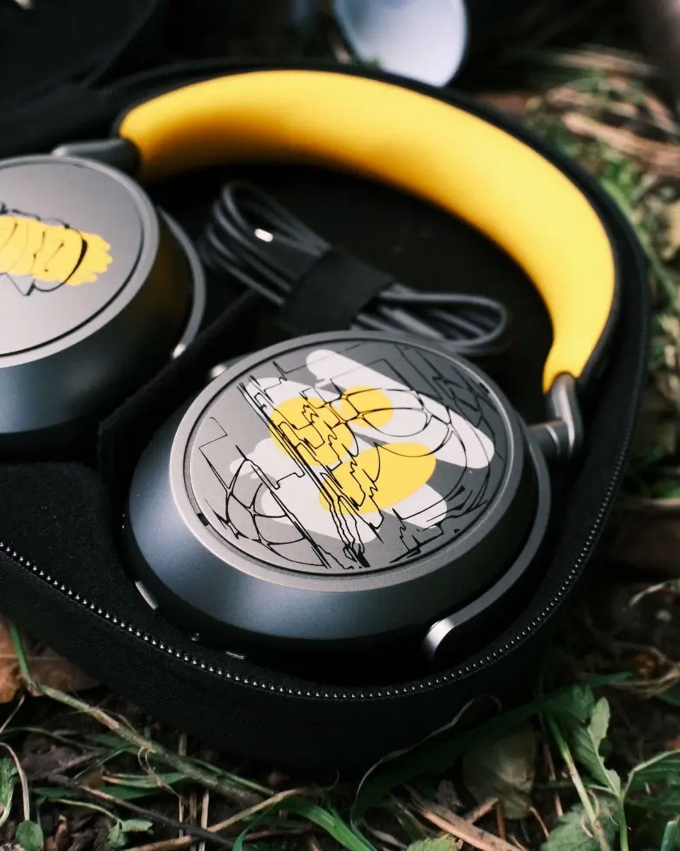 Sennheiser Momentum 4 80th Anniversary