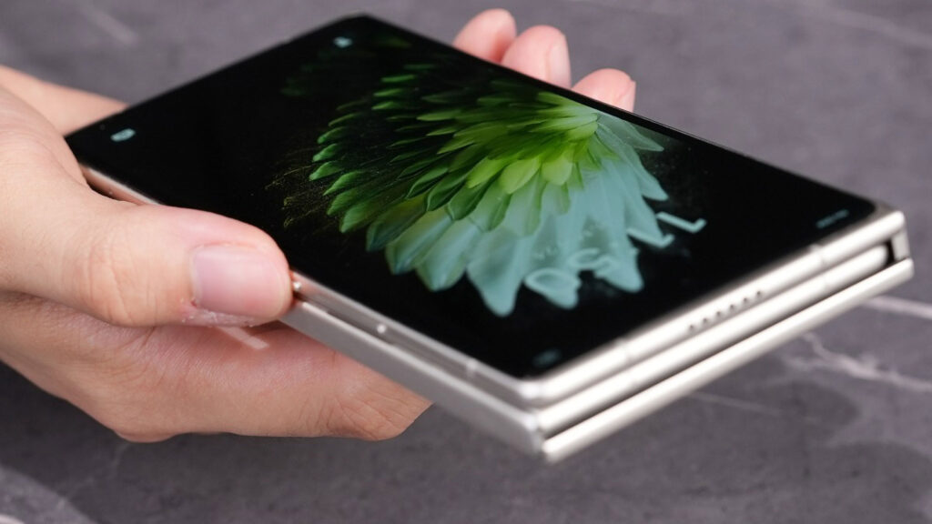 TECNO Phantom Ultimate G Tri-fold Phone