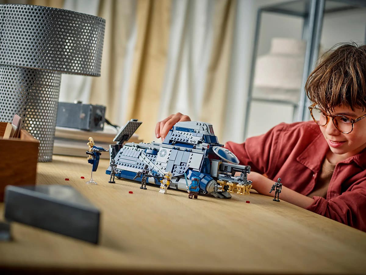 LEGO Star Wars Battle of Felucia Separatist MTT (75435)