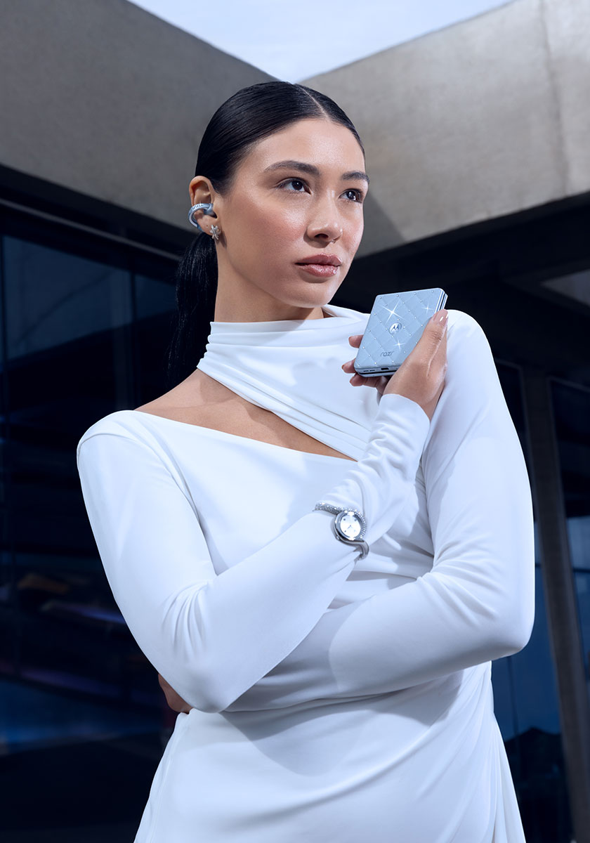 Motorola x Swarovski The Brilliant Collection