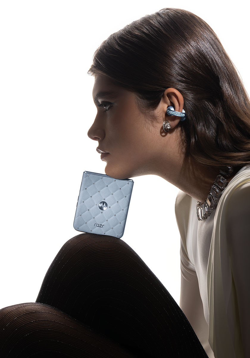 Motorola x Swarovski The Brilliant Collection