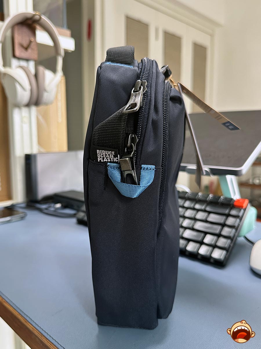 Pacsafe V Anti-theft Companion Crossbody Review