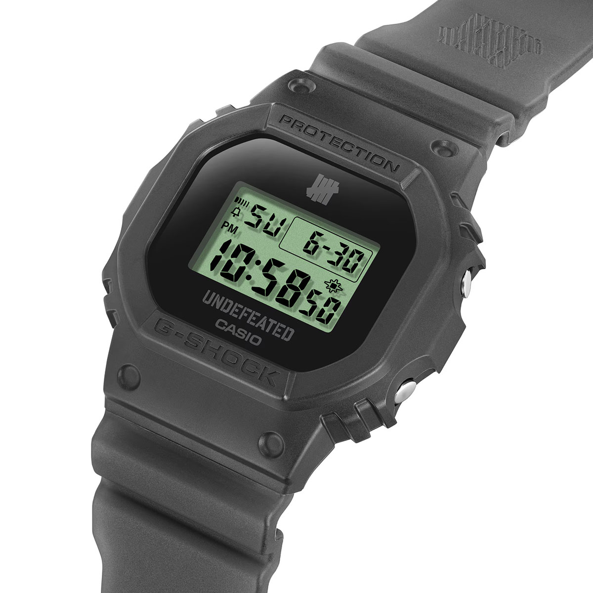 最安値　UNDEFEATED x G-SHOCK DWE5600UD DWE5600UD-1 | G-SHOCK DIGITAL Black | CASIO
