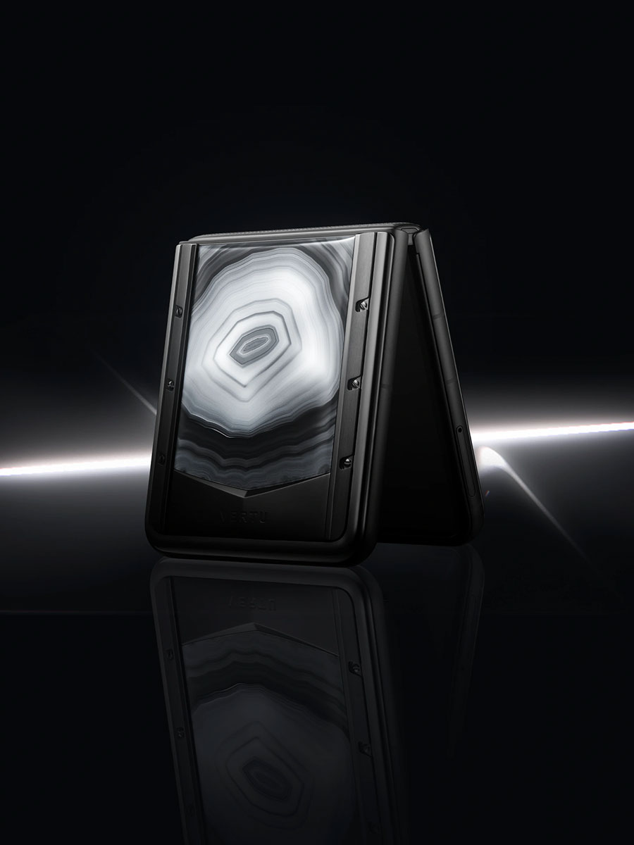 Vertu Quantum Folding Phone