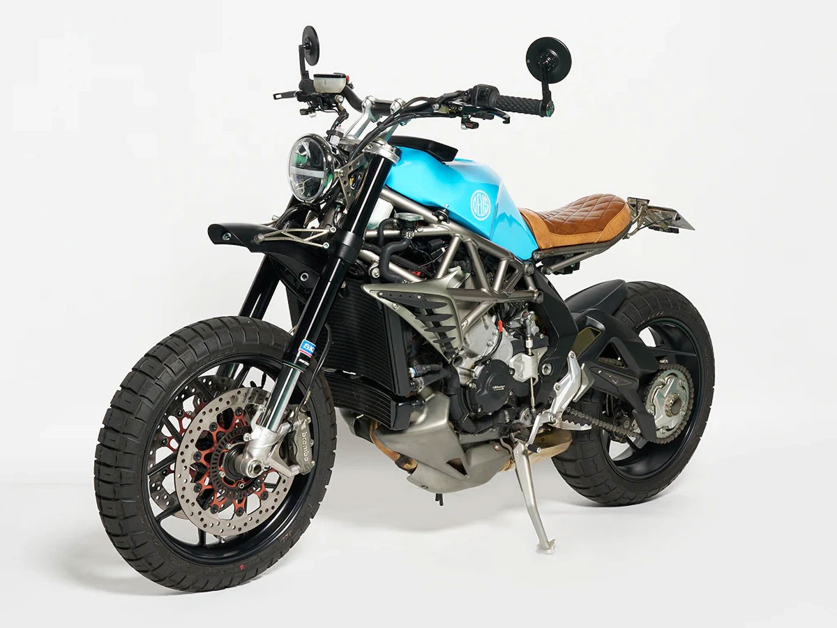 Deus Ex Machina MV Agusta Rivale 800 Bike
