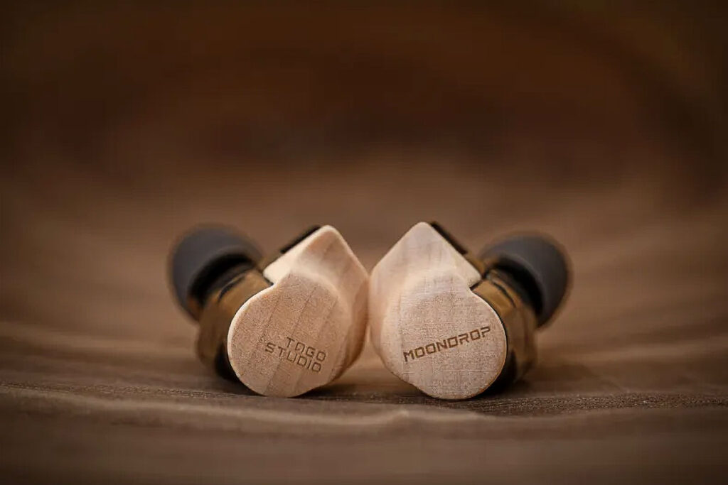 【ほぼ未使用】Harmon-SP TAGO STUDIO MOONDROP TAGO STUDIO×MOONDROPのイヤフォン「Harmon-SP」 。ダイナミック