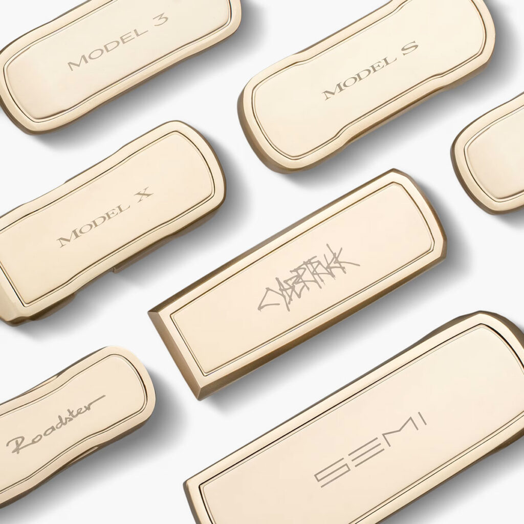 Tesla 20th Anniversary Commemorative Speedform Set