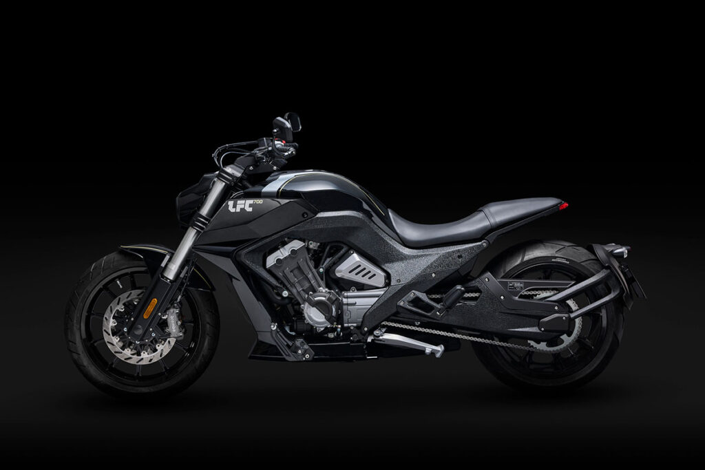 Benda LFC700 Sport-Cruiser Motorcycle