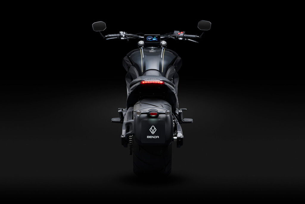 Benda LFC700 Sport-Cruiser Motorcycle