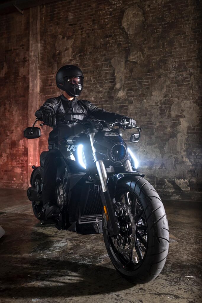 Benda LFC700 Sport-Cruiser Motorcycle