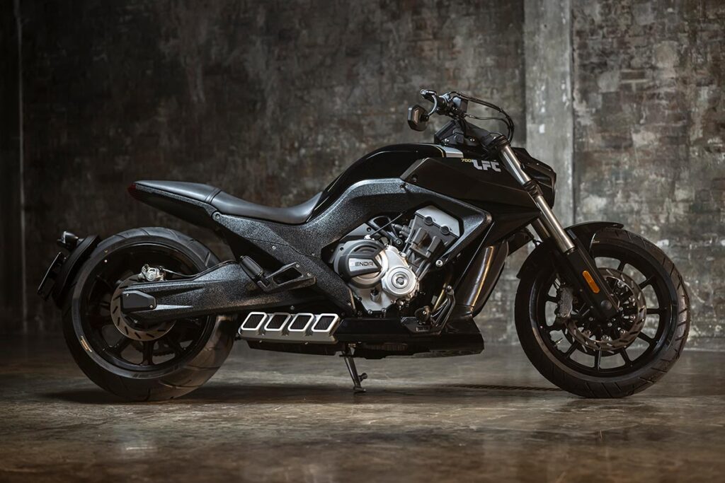 Benda LFC700 Sport-Cruiser Motorcycle