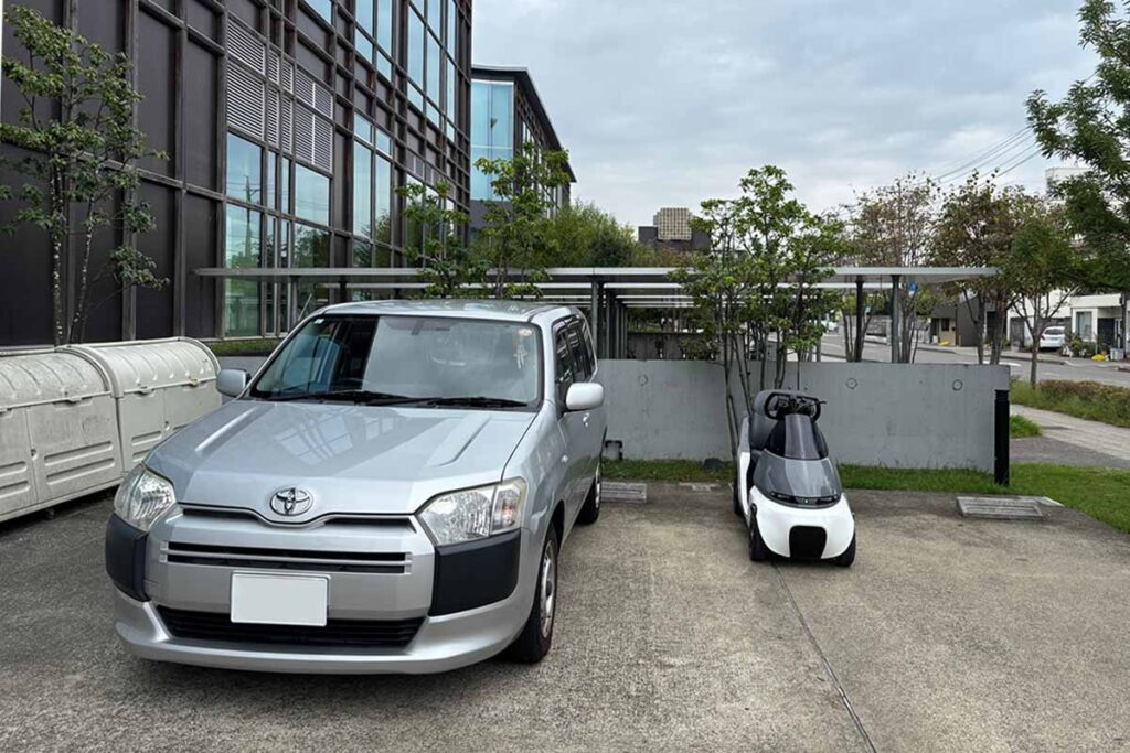 CURIO Q1 Four-wheeled Mobile Vehicle