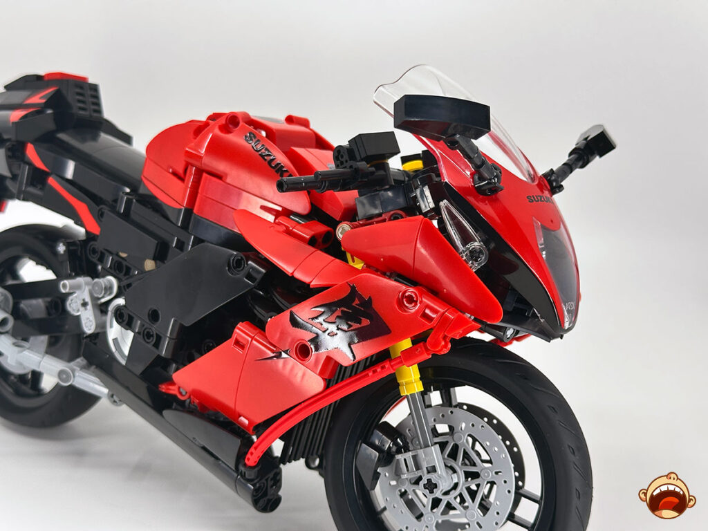 CaDA Suzuki Hayabusa Building Set Review