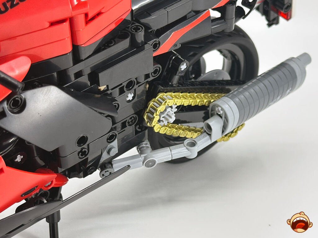 CaDA Suzuki Hayabusa Building Set Review