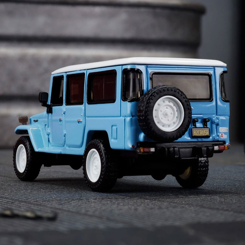 Hot Wheels Elite 64 Mod Shop 1982 Custom Toyota Land Cruiser FJ45 Trophy