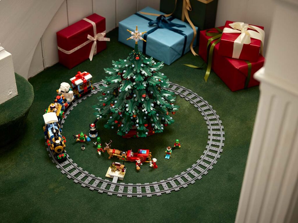 LEGO Festive Holiday Sets 2025