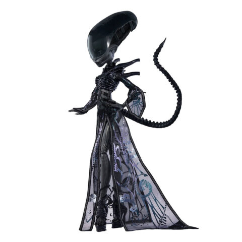 Monster High Skullector Alien Doll Brings Xenomorph Glam to the School