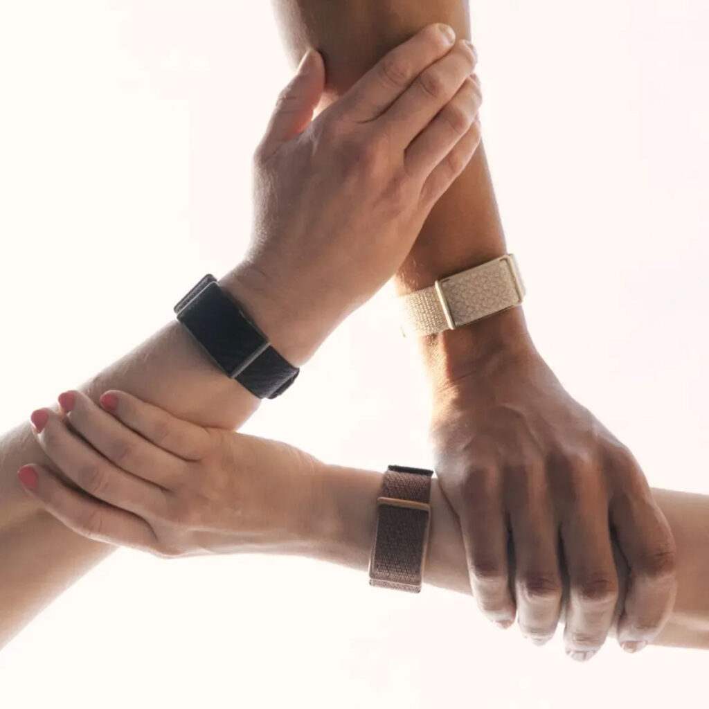 Polar Loop Screen-free Wearable Health Band & Fitness Tracker