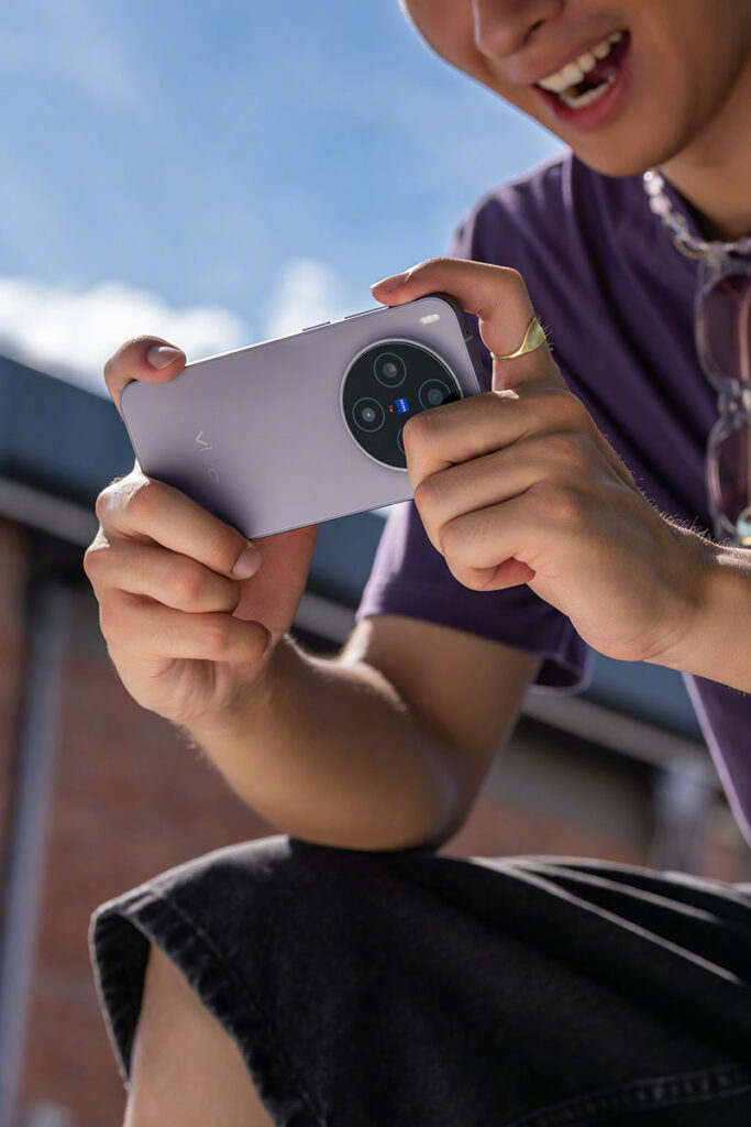 Vivo X300 Series Smartphone