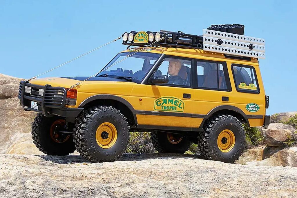 FMS 1:10 FCX10 Land Rover Camel Trophy Edition RS