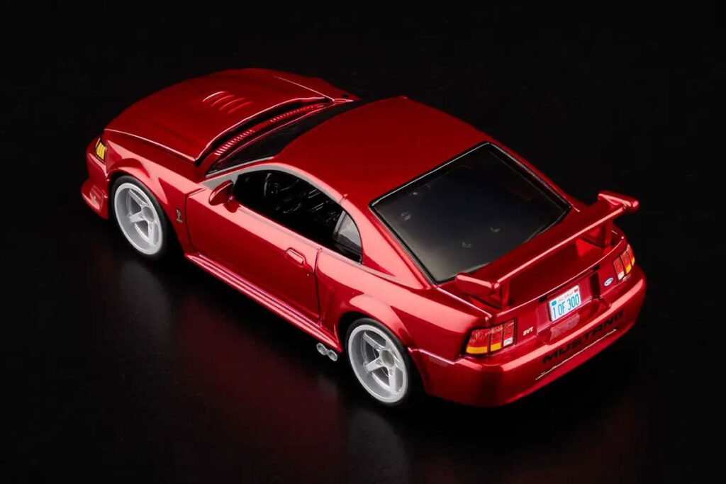 Hot Wheels 2000 Ford Mustang SVT Cobra R