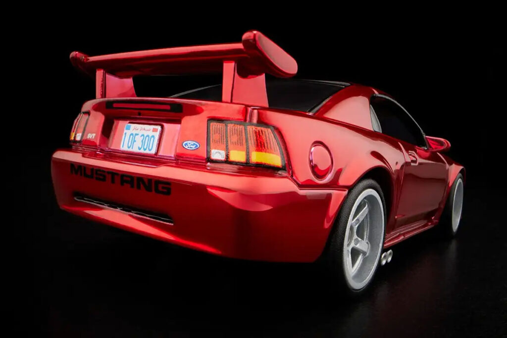 Hot Wheels 2000 Ford Mustang SVT Cobra R