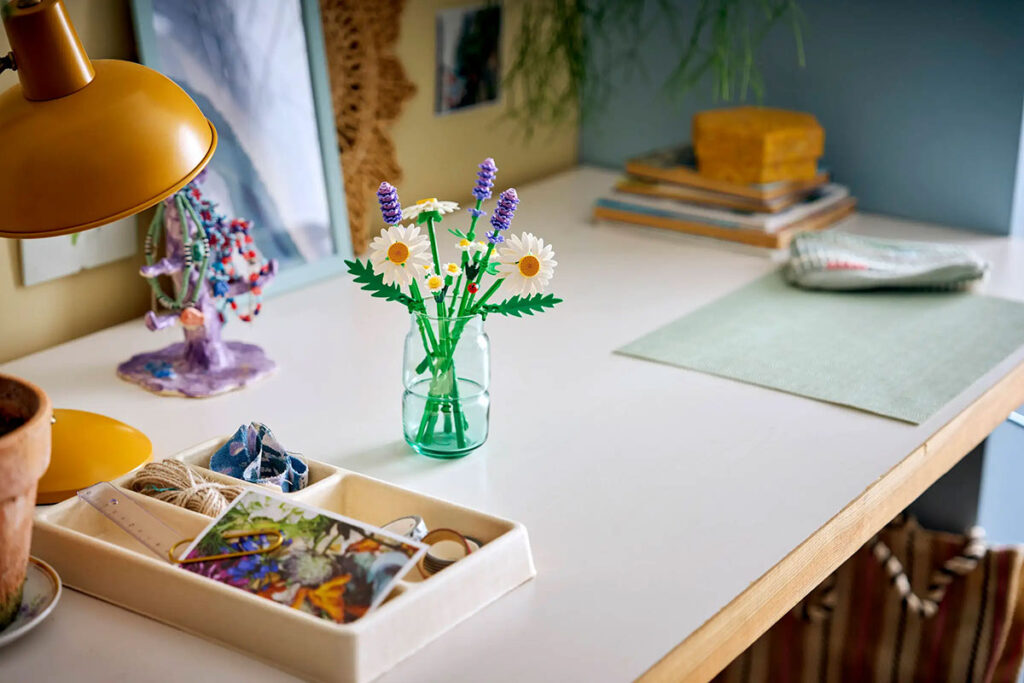 LEGO Botanicals Daisies (11508)