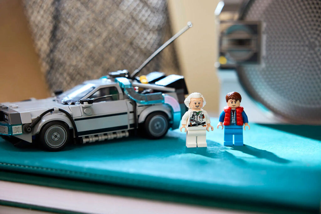 LEGO Speed Champions Time Machine from Back to the Future (77256)