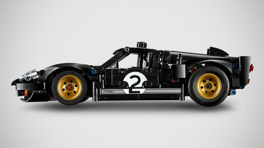 LEGO Technic 1966 Ford GT40 MKII Race Car (42223)