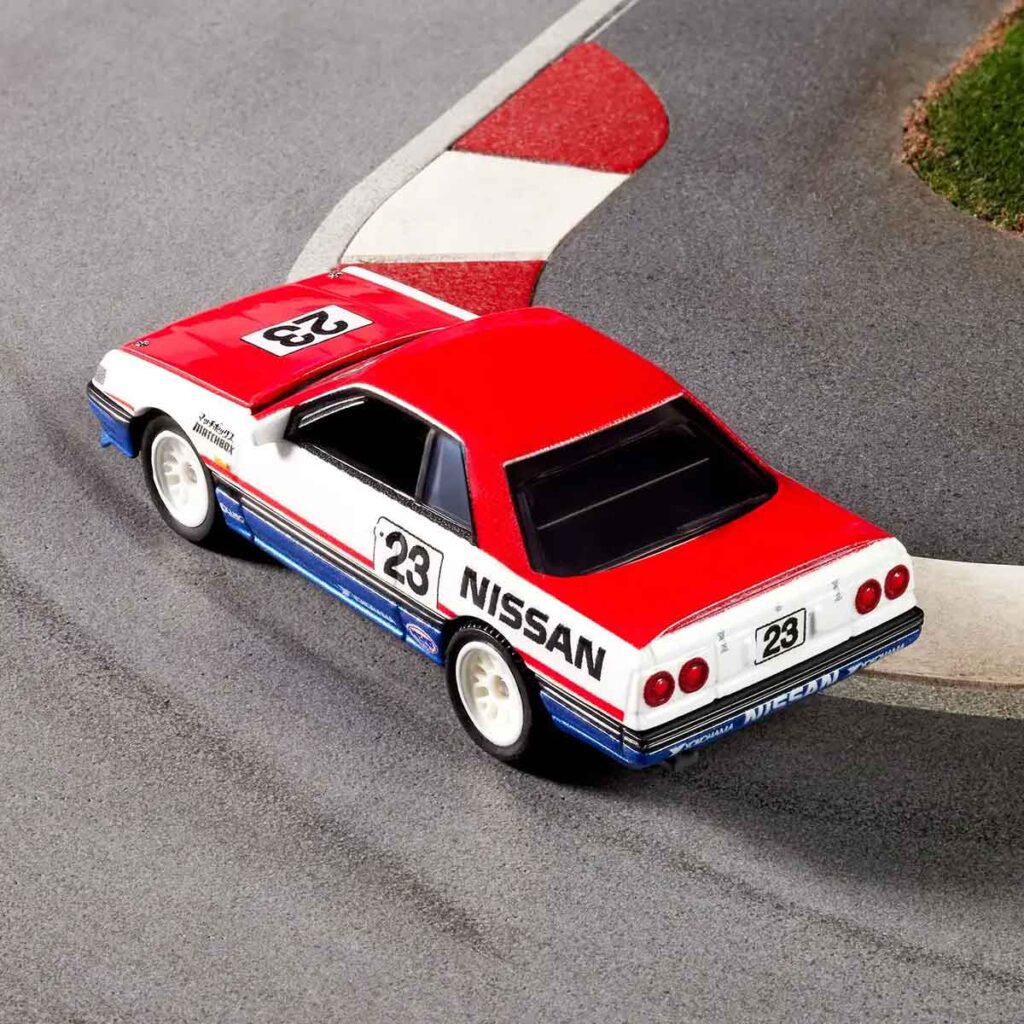 Matchbox 1987 Nissan Skyline GTS-R Die-cast Car