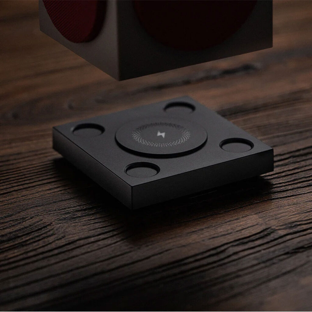 8BitDo Retro Cube 2 Speaker N Edition NES-inspired Bluetooth speaker with D-pad controls