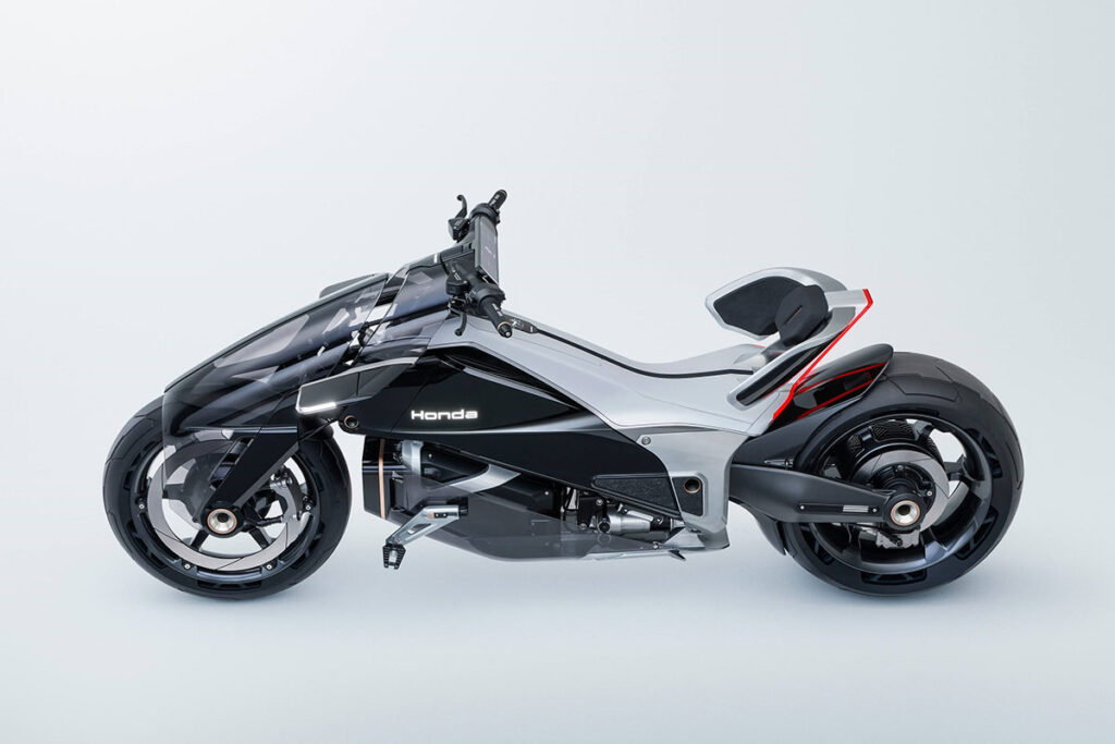 Honda EV Outlier Concept electric motorcycle unveiled at Japan Mobility Show 2025
