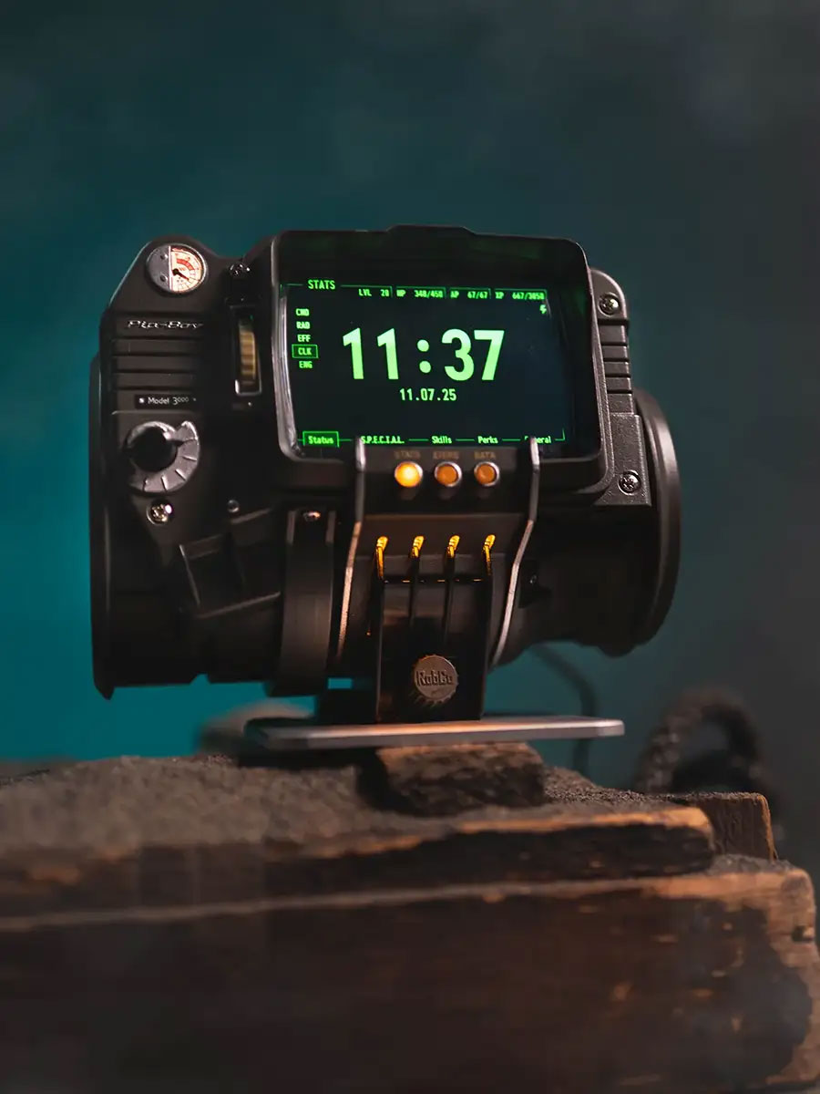 Fallout Pip-Boy 3000 Replica by The Wand Company