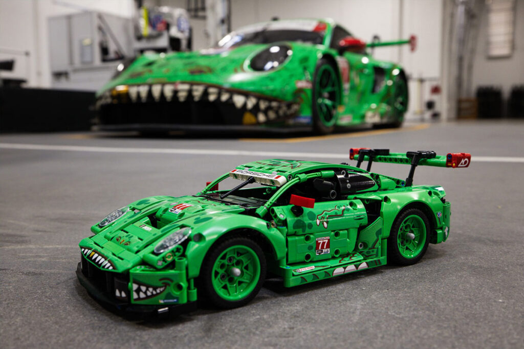 LEGO Technic Porsche 911 GT3 R REXY AO Racing Car (42224)
