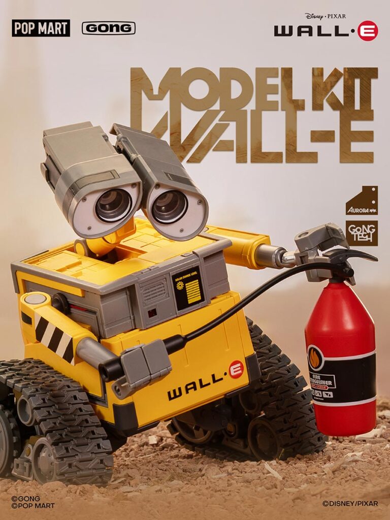 POPMART Gong Wall-E model kit with interchangeable eyes, accessories, and poseable tracks displayed assembled