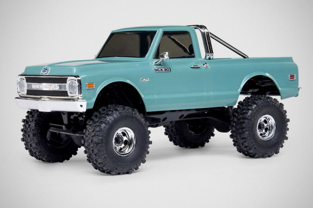 Axial 1/30 SCX30 Chevrolet K10 4X4 Palm-size Rock Crawler