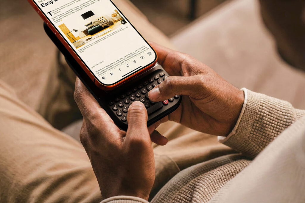 Clicks Power Keyboard