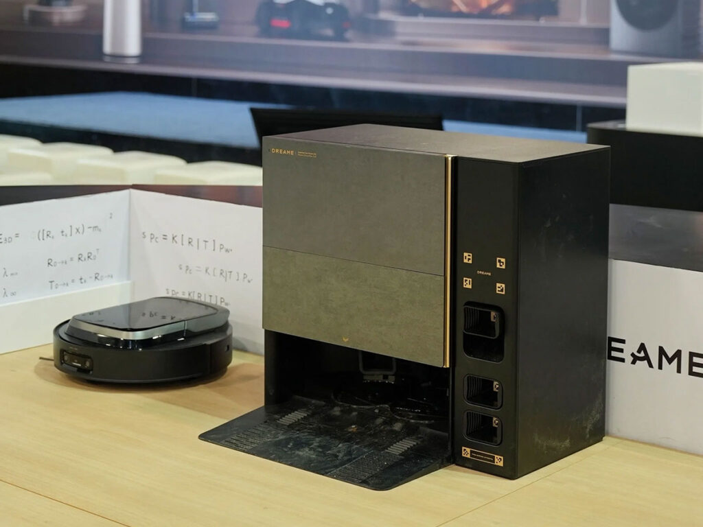 Dreame Cyber 10 Ultra Robot Vacuum with Robot Arm