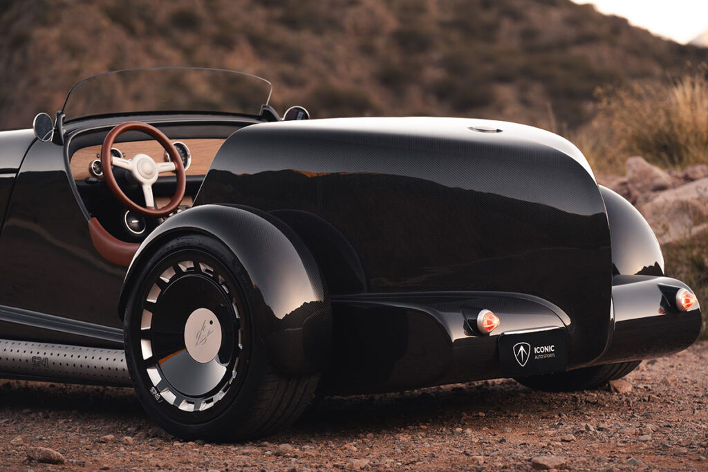 Iconic Auto Sports SP40 Restomod Speedster