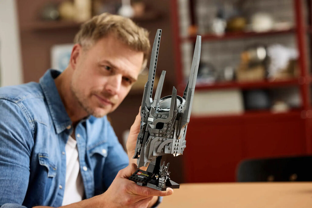 LEGO The Lord of the Rings Sauron’s Helmet 11373