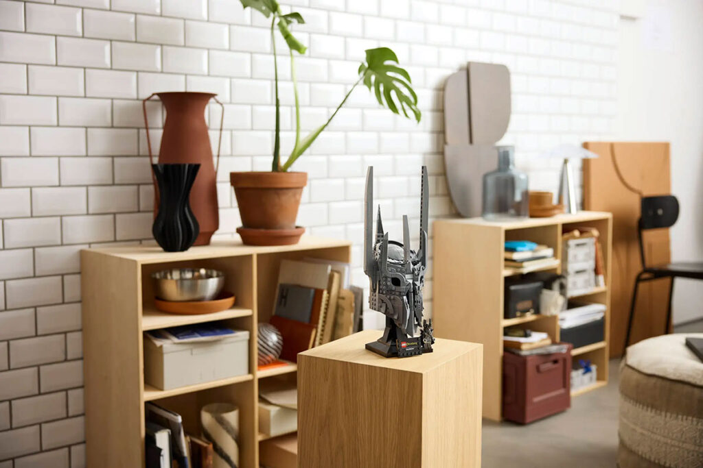 LEGO The Lord of the Rings Sauron’s Helmet 11373