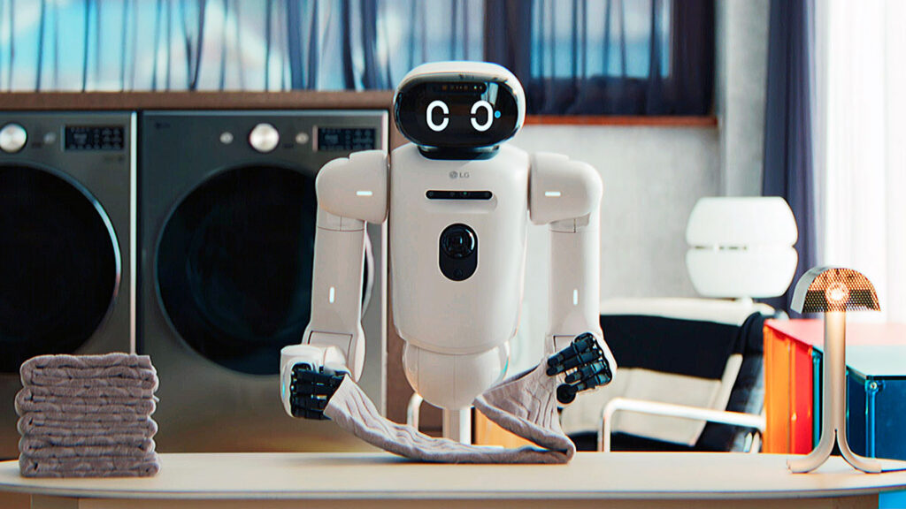 LG CLOiD Home Robot