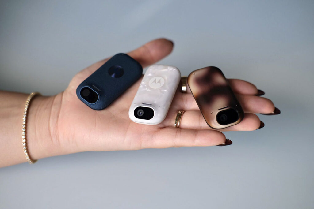 Motorola Project Maxwell AI Wearable