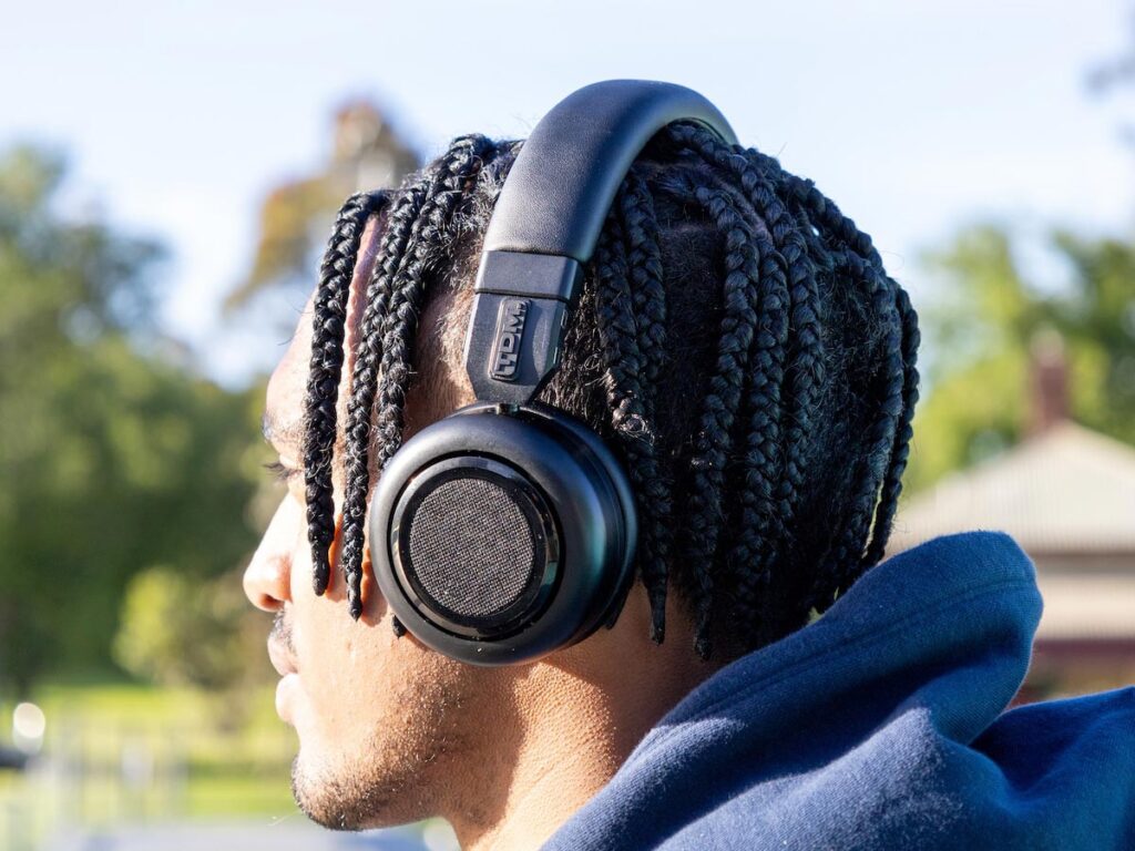 TDM. Neo Hybrid Headphone Speakers