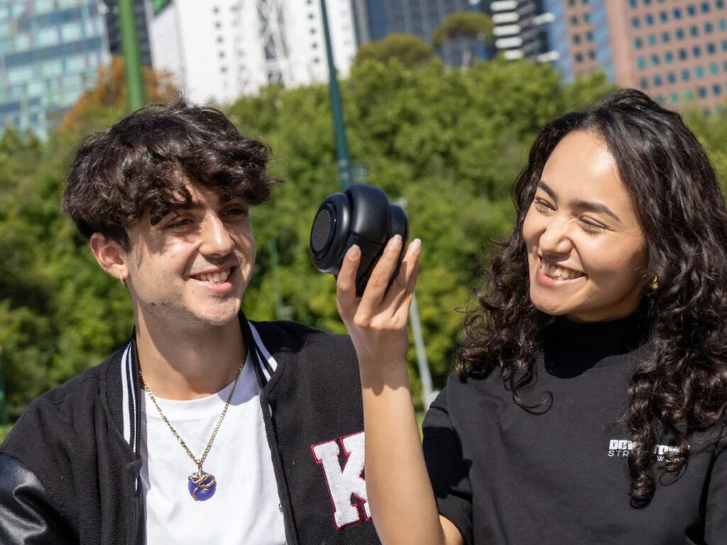 TDM. Neo Hybrid Headphone Speakers