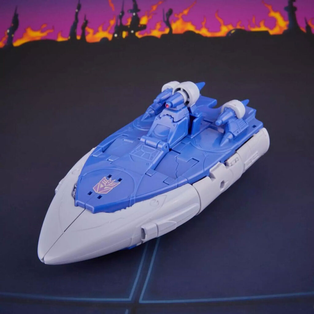 Transformers Studio Series MTMTE Collection The Transformers: The Movie Voyager Class Scourge