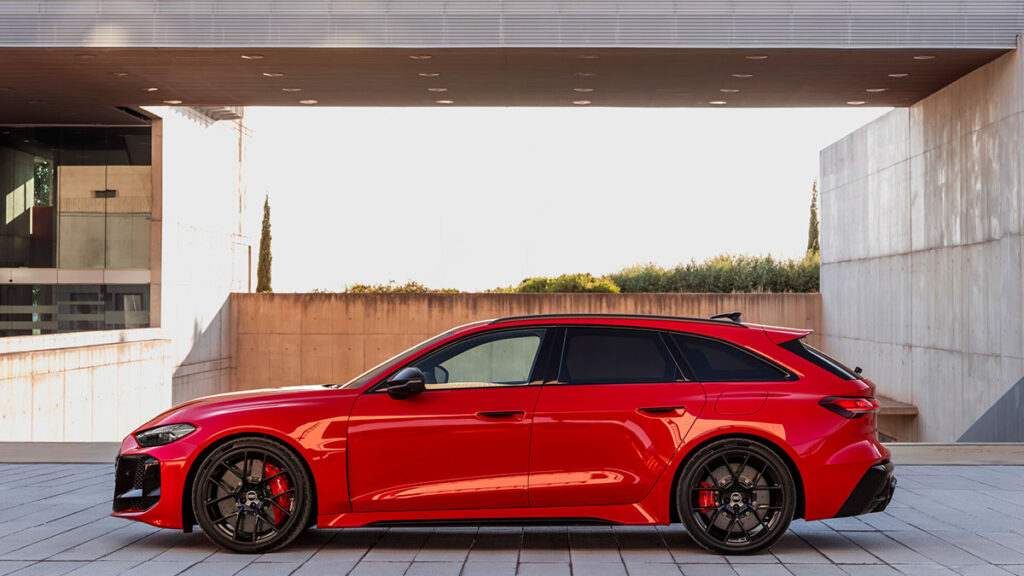 2027 Audi RS 5 Plug-in Hybrid Sports Car