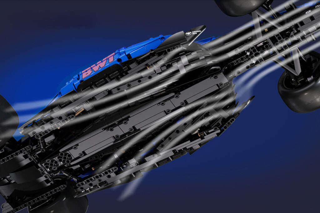 CaDA 1:8 Alpine A525 Formula 1 Race Car Building Set